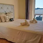 Апартаменты Sweet Panorama T3 *