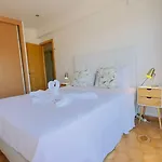 Apartment Sweet Panorama T3 *